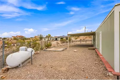 626 Locust Way, Bullhead City, AZ 86429 - Photo 5