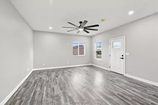 1765 Hualapai Dr, Bullhead City, AZ 86442 - Photo 9