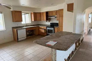3661 N Avra Rd, Golden Valley, AZ 86413 - Photo 3