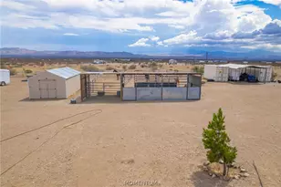 2354 S Cibola Rd, Golden Valley, AZ 86413 - Photo 73