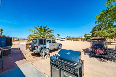 16330 S Hillery Avenue, Yucca, AZ 86438 - Photo 9
