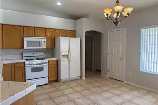 2541 Bridlewise Ln, Bullhead City, AZ 86442 - Photo 11