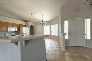 2541 Bridlewise Ln, Bullhead City, AZ 86442 - Photo 7