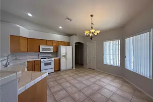 2541 Bridlewise Ln, Bullhead City, AZ 86442 - Photo 9