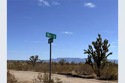 17612 N Katherine Drive, Dolan Springs, AZ 86441 - Photo 17