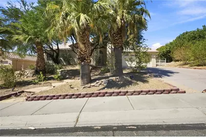 2071 Jo Ann Avenue, Bullhead City, AZ 86442 - Photo 3