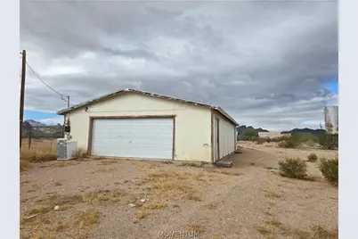 1417 S Canelo Road, Golden Valley, AZ 86413 - Photo 9