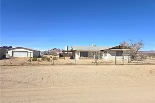 1417 S Canelo Rd, Golden Valley, AZ 86413 - Photo 1