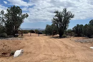 9650 Moutain Shadow Rd, Kingman, AZ 86401 - Photo 1