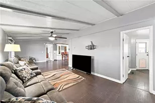 896 Terrace Dr, Bullhead City, AZ 86442 - Photo 5