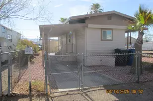 1916 Oliver Dr, Bullhead City, AZ 86442 - Photo 1