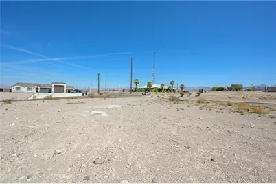 2494 Riverview Drive, Bullhead City, AZ 86442 - Photo 15