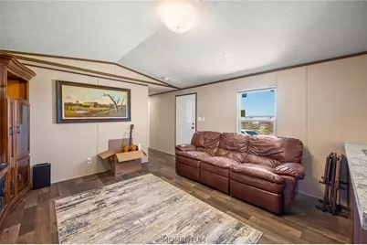 3898 N Avra Road, Golden Valley, AZ 86413 - Photo 3