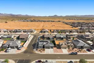 2627 E Estrella Vis, Kingman, AZ 86409 - Photo 33