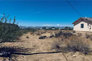 3369 N Houck Rd, Golden Valley, AZ 86413 - Photo 25