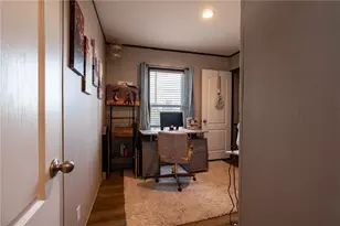 154 S Heber Rd, Golden Valley, AZ 86413 - Photo 27