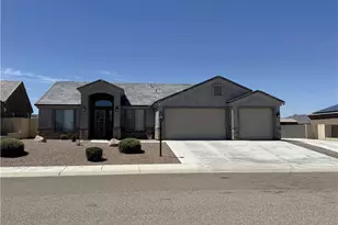 4727 E Old W Rd, Kingman, AZ 86409 - Photo 1