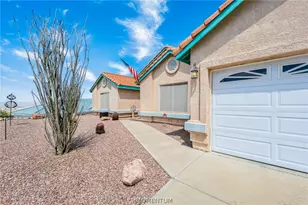 3467 Warren Ct, Bullhead City, AZ 86429 - Photo 5