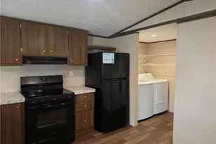 1775 Sea Creek Dr, Bullhead City, AZ 86442 - Photo 9