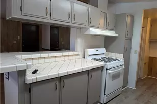 1673 Sierra Vista Dr, Bullhead City, AZ 86442 - Photo 9