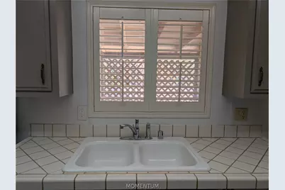 1673 Sierra Vista Drive, Bullhead City, AZ 86442 - Photo 11