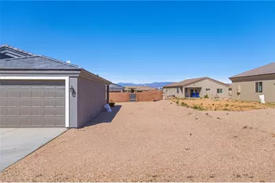 7391 E Winchester Drive, Kingman, AZ 86401 - Photo 29