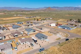 7391 E Winchester Dr, Kingman, AZ 86401 - Photo 41