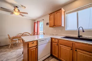3479 Florence Ave, Bullhead City, AZ 86429 - Photo 11