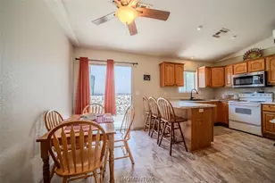 3479 Florence Ave, Bullhead City, AZ 86429 - Photo 13