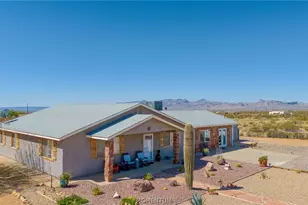 885 S Aztec Rd, Golden Valley, AZ 86413 - Photo 3