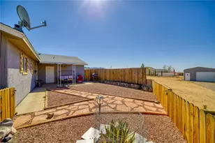 885 S Aztec Rd, Golden Valley, AZ 86413 - Photo 43