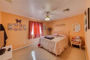 885 S Aztec Rd, Golden Valley, AZ 86413 - Photo 13