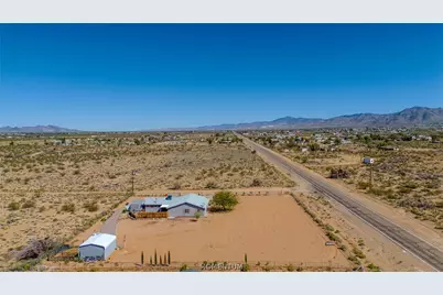 885 S Aztec Road, Golden Valley, AZ 86413 - Photo 53