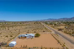 885 S Aztec Rd, Golden Valley, AZ 86413 - Photo 53