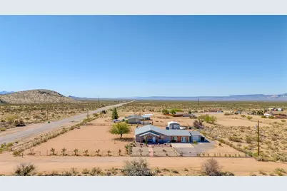 885 S Aztec Road, Golden Valley, AZ 86413 - Photo 49