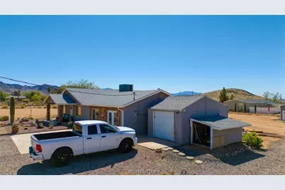 885 S Aztec Road, Golden Valley, AZ 86413 - Photo 59