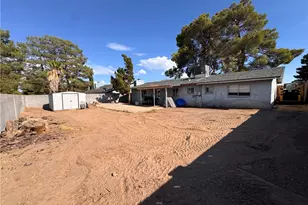 975 Crestwood Dr, Kingman, AZ 86409 - Photo 39
