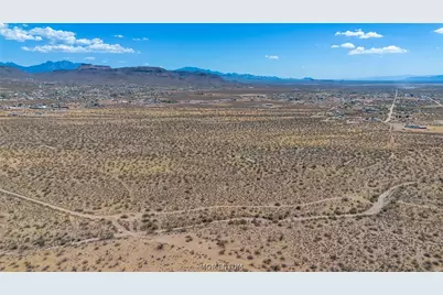 306-47-007B W Burro Road, Golden Valley, AZ 86413 - Photo 15