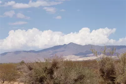 306-04-029 (S) N Santa Maria, Golden Valley, AZ 86413 - Photo 11