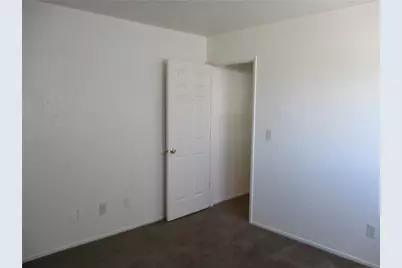 5090 La Calzada Unit B, Fort Mohave, AZ 86426 - Photo 11