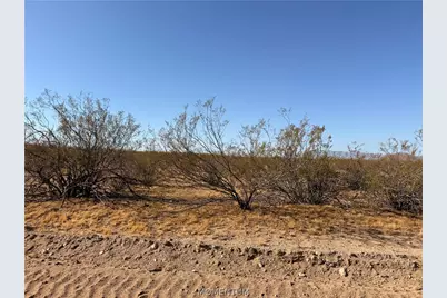 019 W Hermit Drive, Golden Valley, AZ 86413 - Photo 1