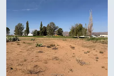 9729 N Pebble Drive, Kingman, AZ 86401 - Photo 3