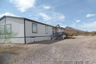 6797 N Parker Rd, Golden Valley, AZ 86413 - Photo 3
