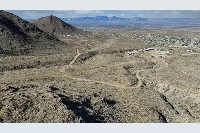 3112 W Castle Springs Road, Golden Valley, AZ 86413 - Photo 7