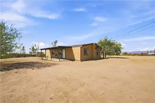 3873 N Aztec Rd, Golden Valley, AZ 86413 - Photo 1