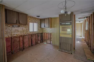 10042 S Rincon Dr, Mohave Valley, AZ 86440 - Photo 5