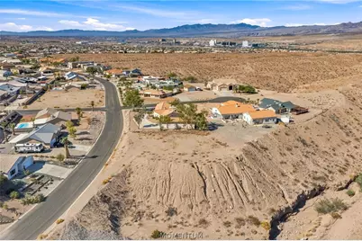 863 Florence Avenue, Bullhead City, AZ 86429 - Photo 3