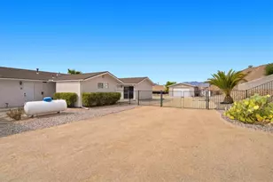 3805 Nancy St, Bullhead City, AZ 86442 - Photo 5