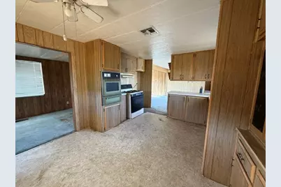 1385 E Ames Avenue, Kingman, AZ 86409 - Photo 11