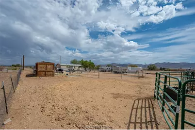 5146 W Burro Drive, Golden Valley, AZ 86413 - Photo 43